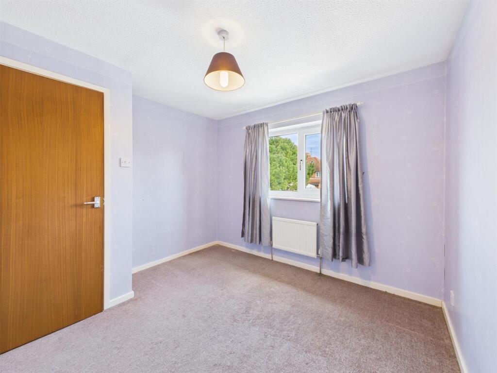 Bedroom: