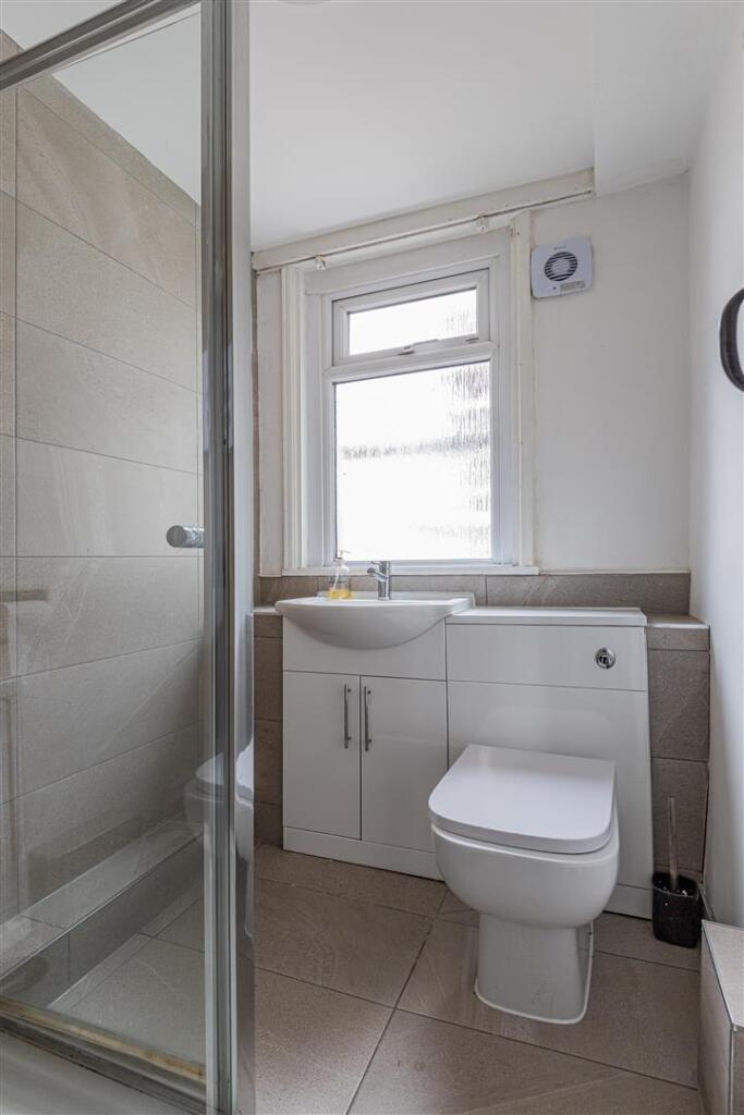 Llanishen Street 15-5.jpg