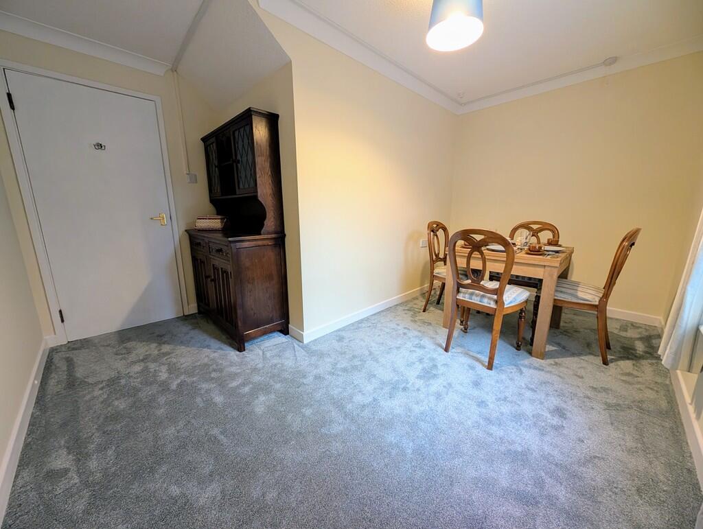 PXL_20251119_1015...