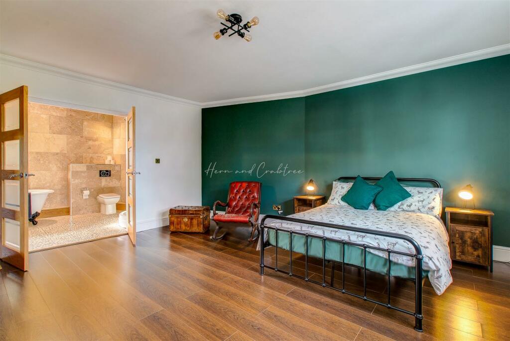 Holybush Road, Cyncoed, HernCrabtree (49).jpg