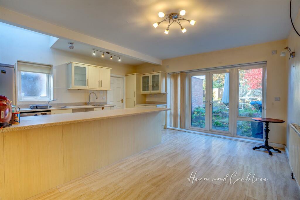 Gwern Rhuddi Road, Cyncoed, HernCrabtree (6).jpg