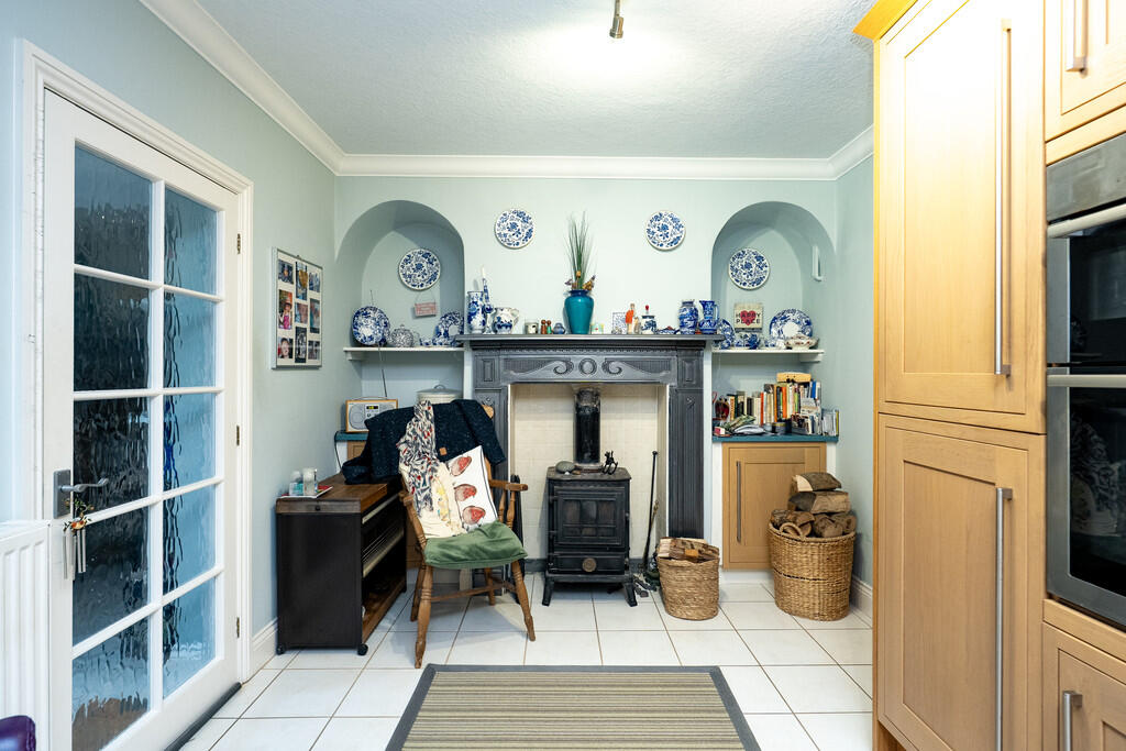 Kitchen 3 