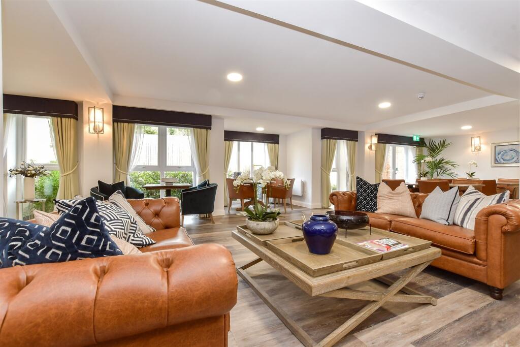 Internal Lifestyle Photograph