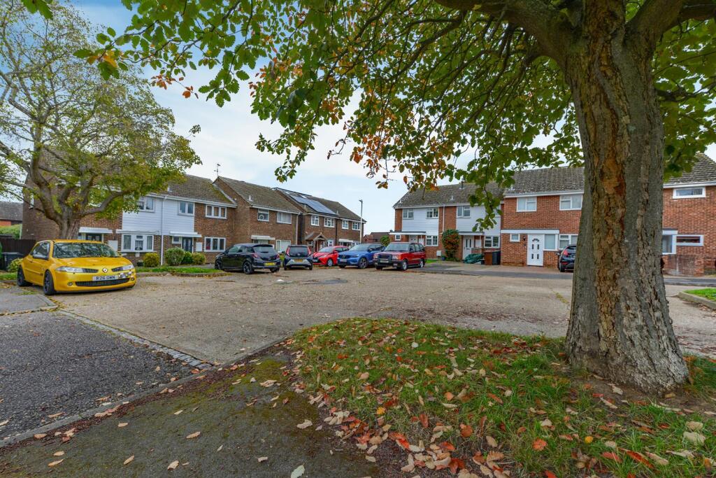 Cronin Close, Larkfield11.jpg