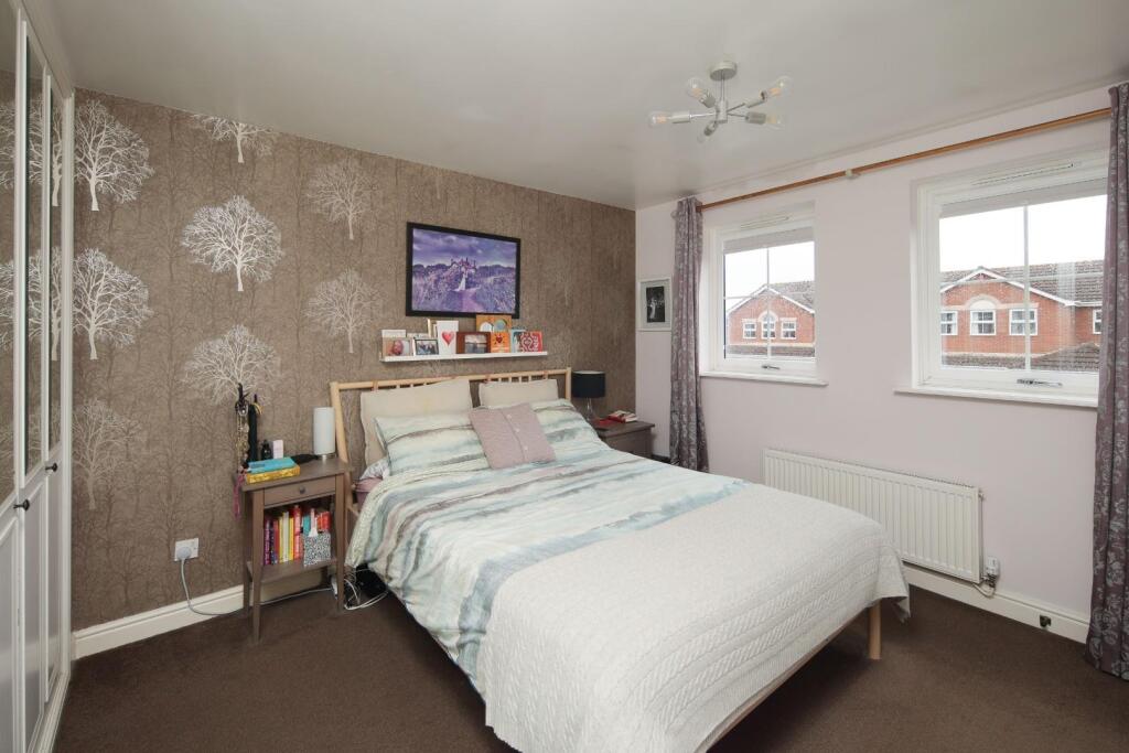 9 Mark Antony Drive Cv34-19.jpg