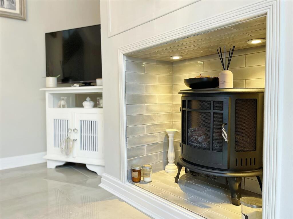 Fireplace Feature