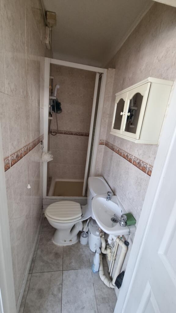 toilet bathroom better