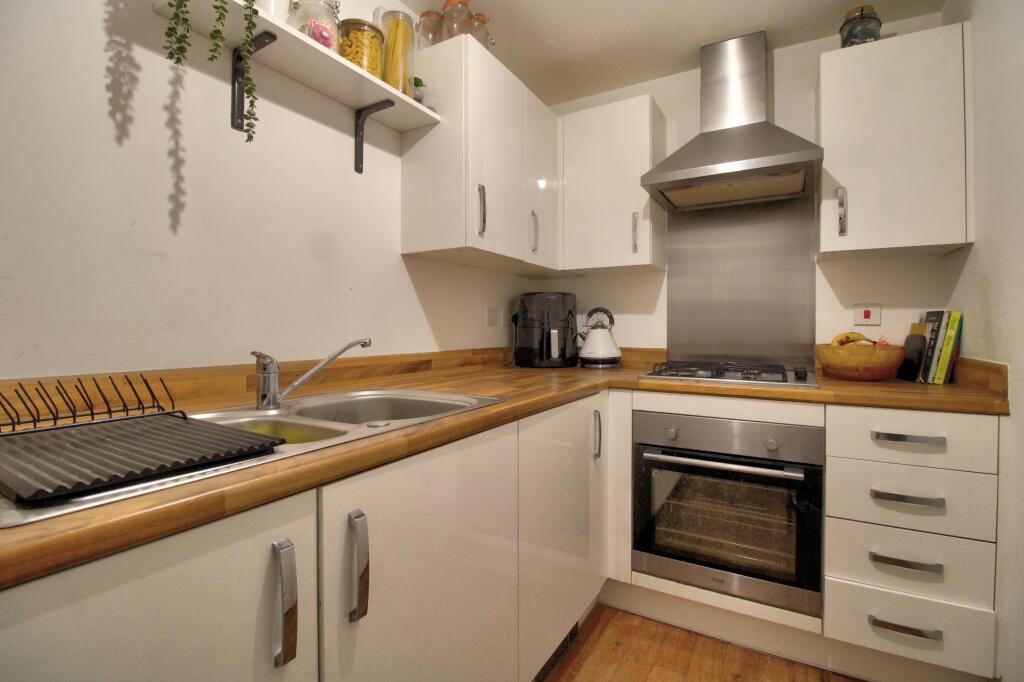 IMG_9987_8_9_Interior 4