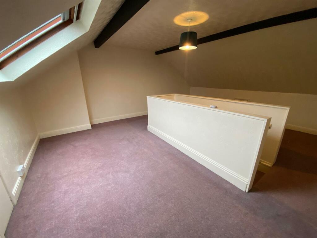 attic other photo.jpg