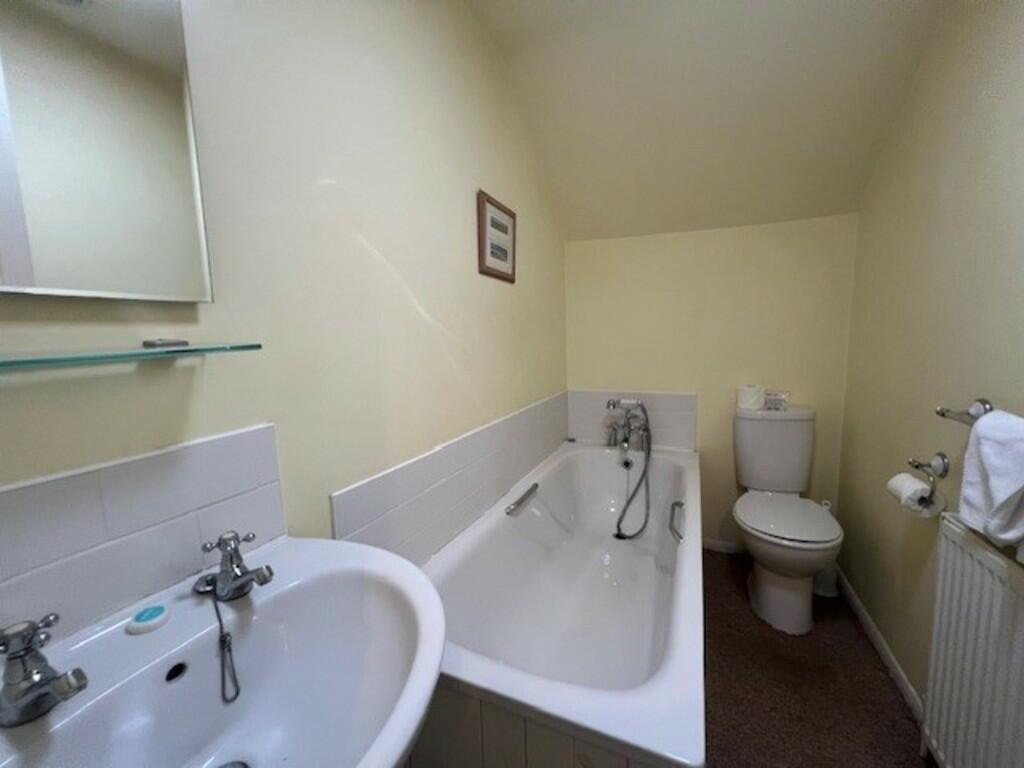 bathroom upstairs