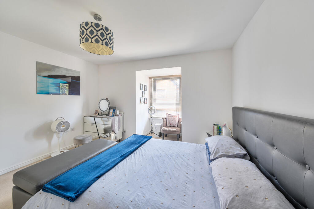 1309702-12-685ac0...