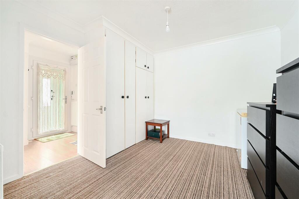 thornhill-rise-bn41 (16).jpg