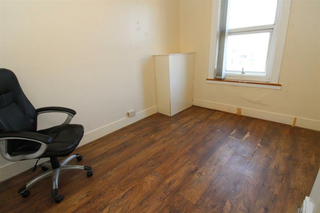 new bed 3.JPG