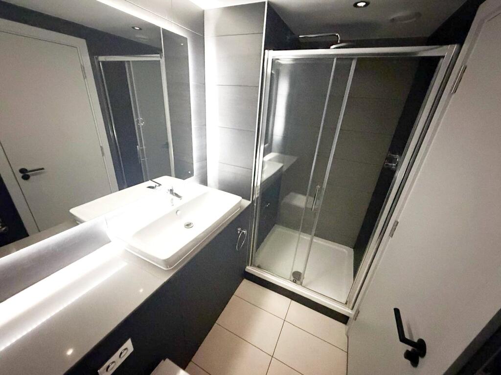 Ensuite