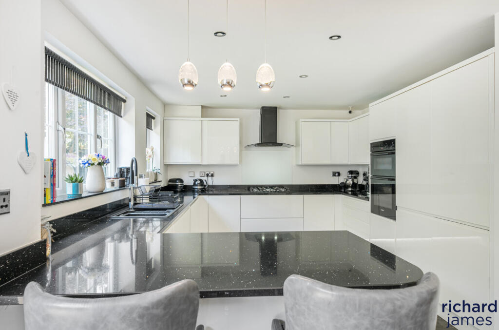 82830a1d98ea413a894465fe7906a6f1