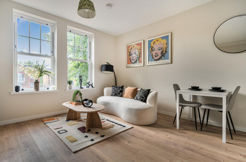 1329979-18-688254...