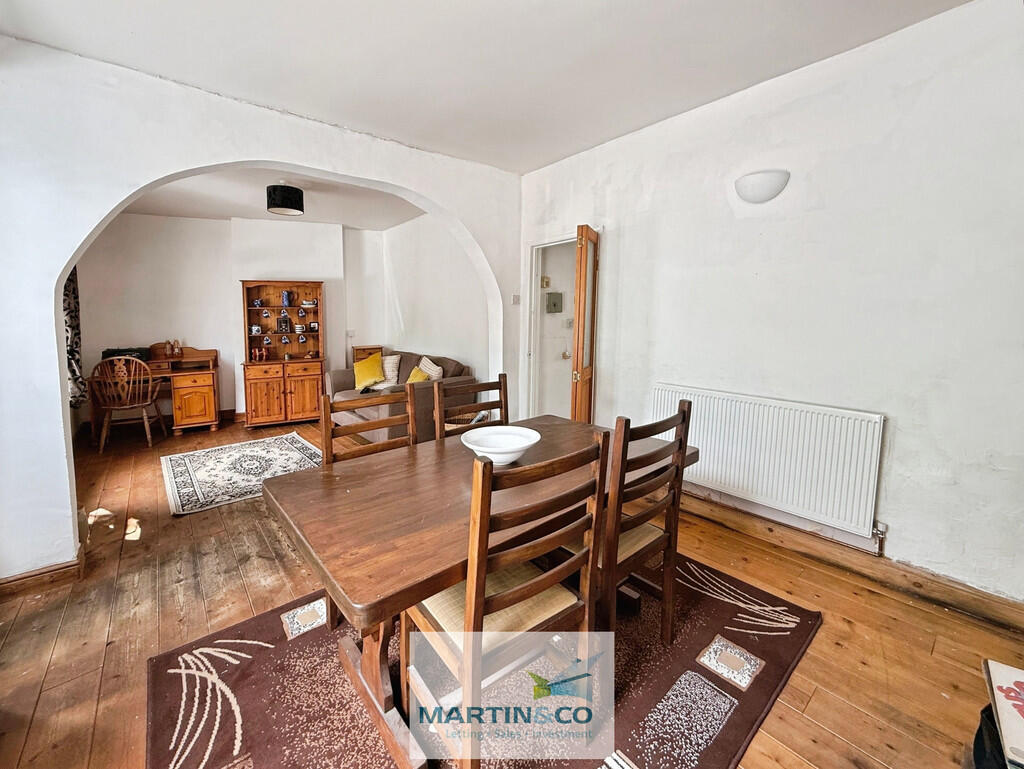 3dc9598a--4980-96...