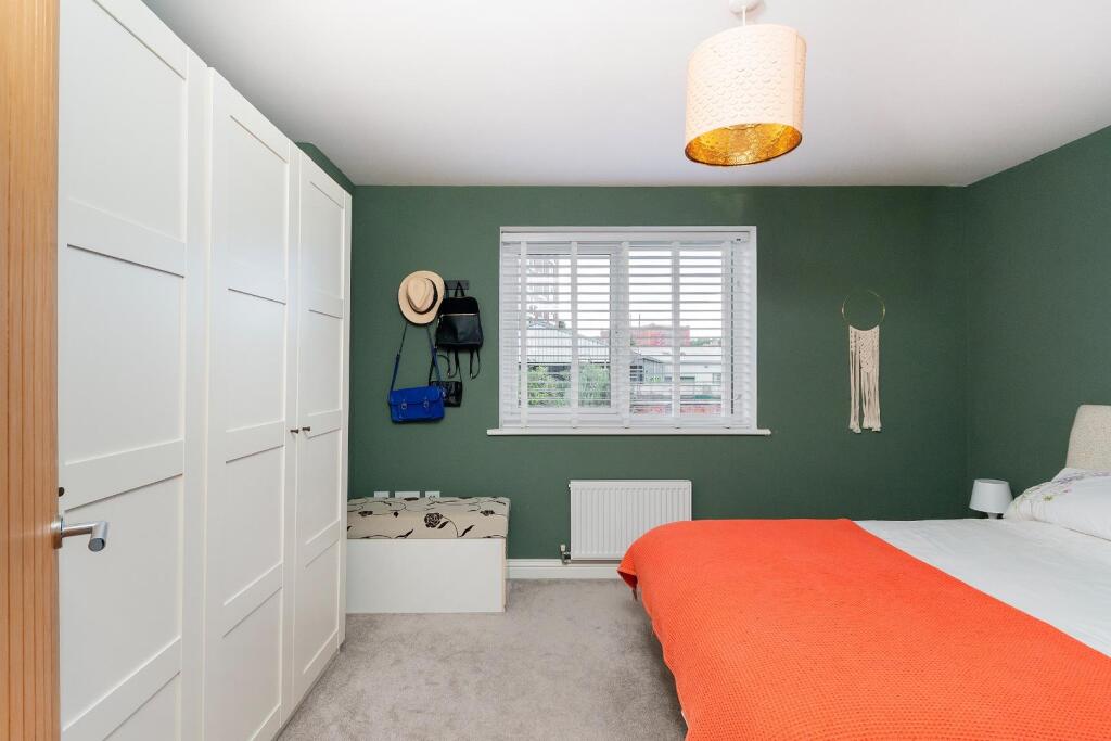 0S7FRBR - Bedroom C.jpg