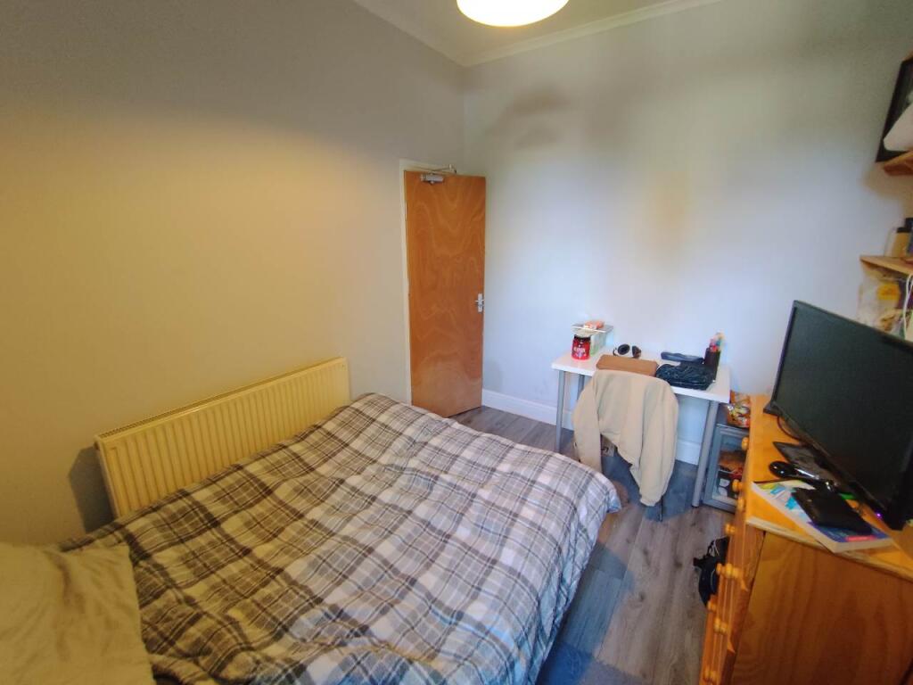 First floor middle b