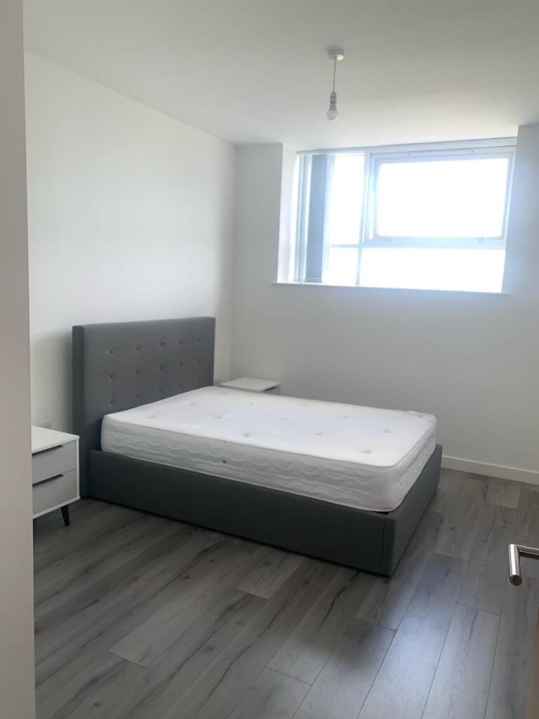 07-Bedroom-0001