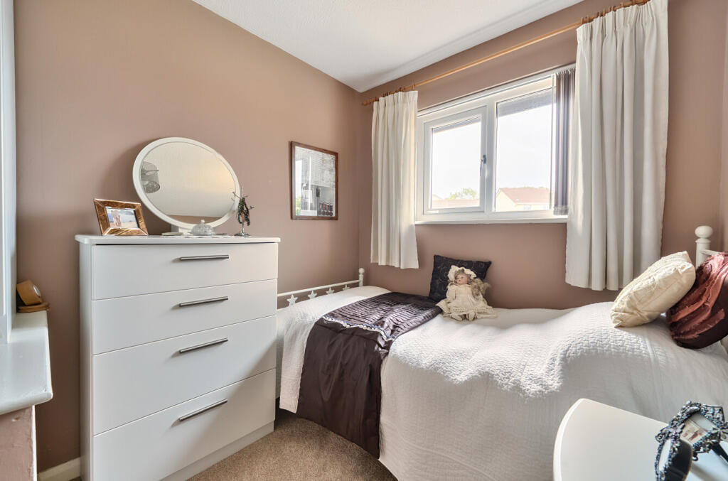 1335319-24-6895c8...