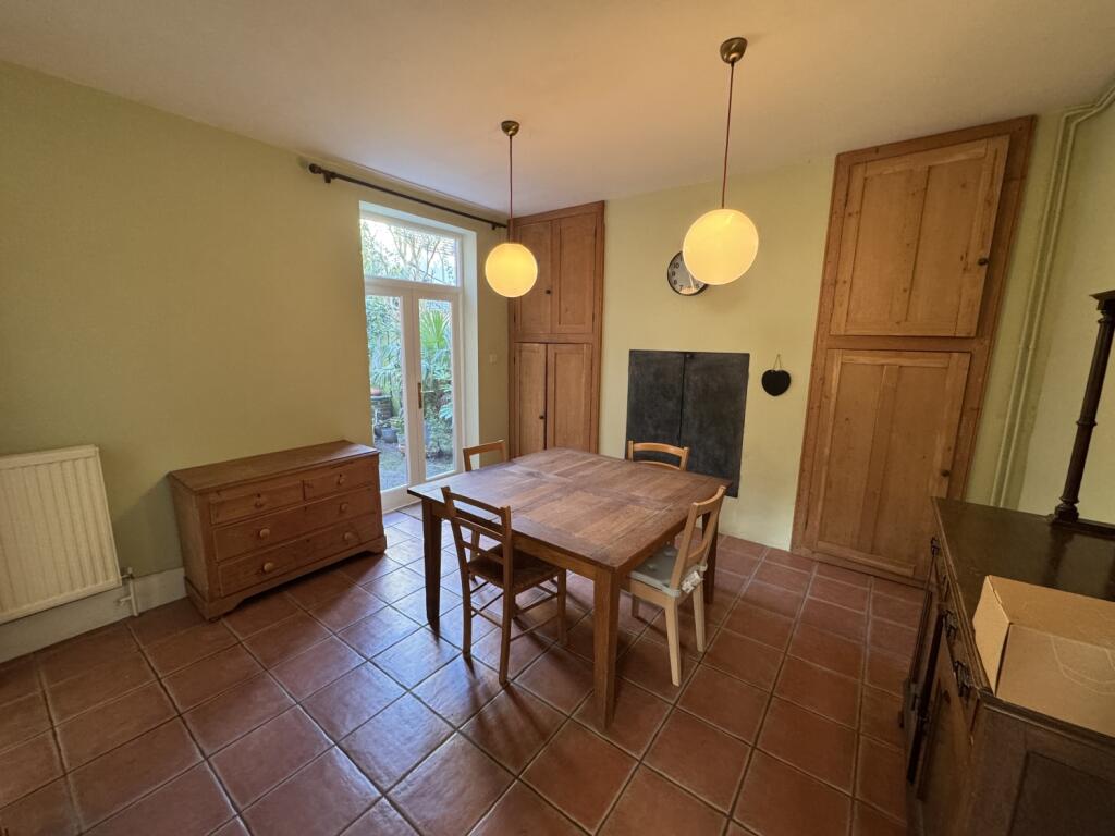 2 Longlands - Dining room