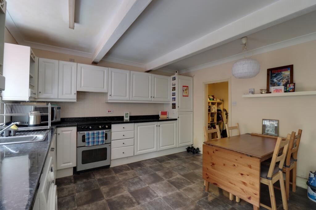 Kitchen 2