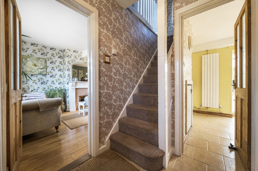 1287147-43-682482...