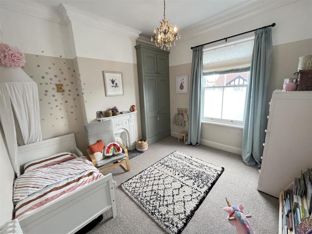 Bedroom 2.jpg