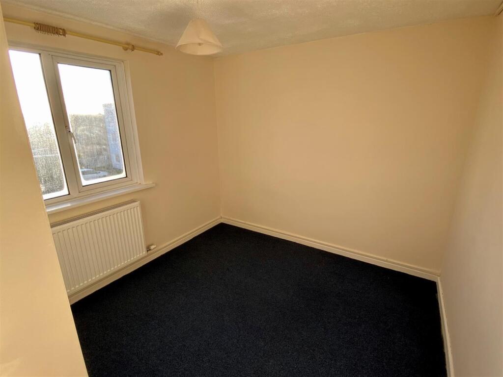 12 Coastline Court Bedroom 2