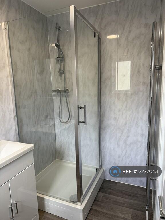Master Bedroom Ensuite View 2