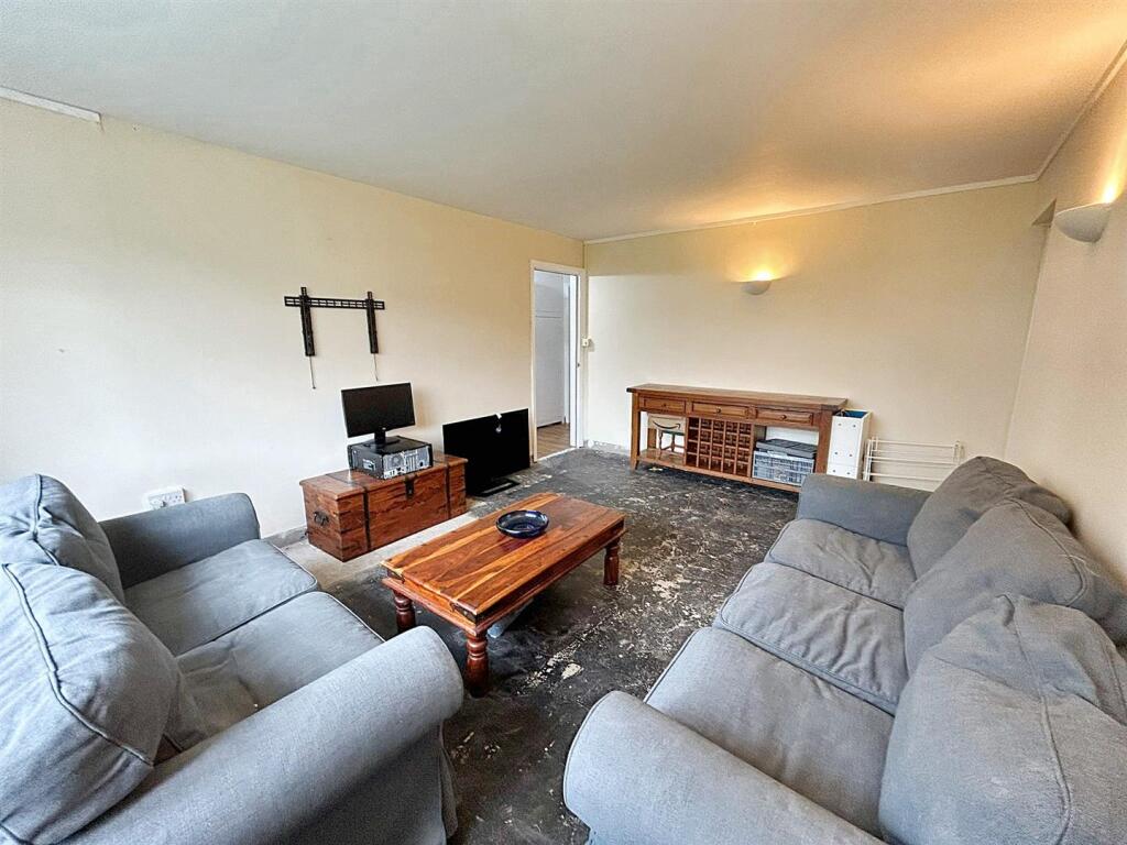 WhatsApp Image 20251106 at 133403 4.jpg