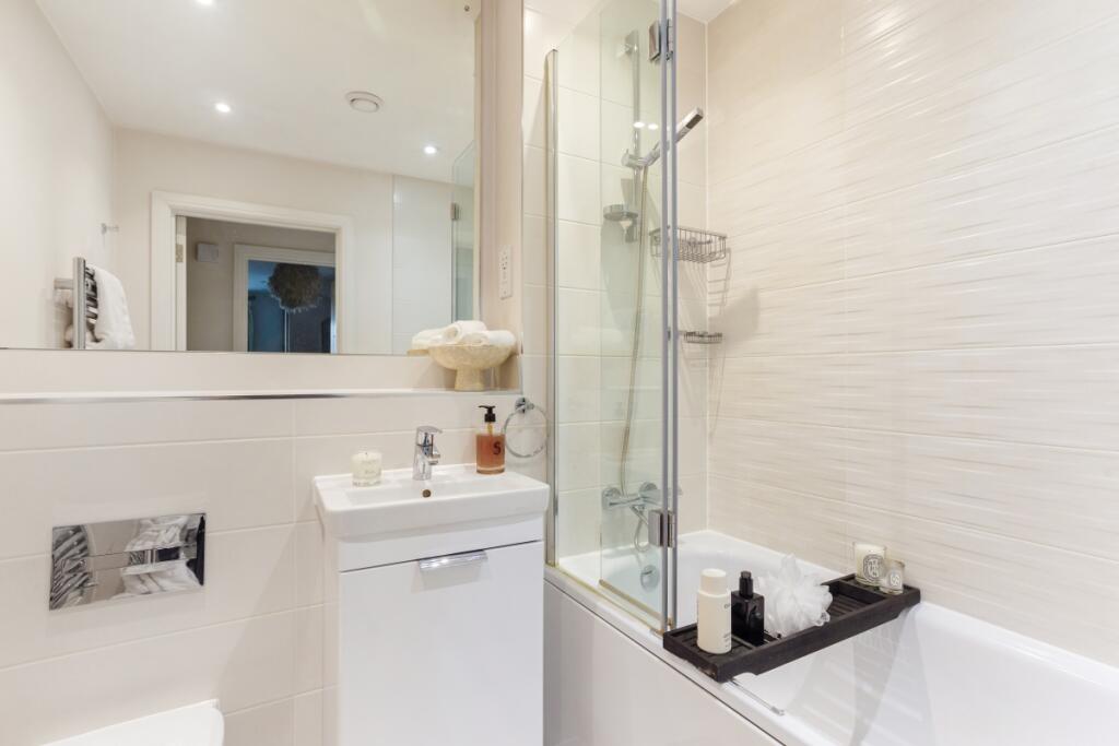 Bathroom (1)
