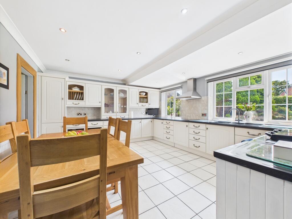 breakfast/kitchen