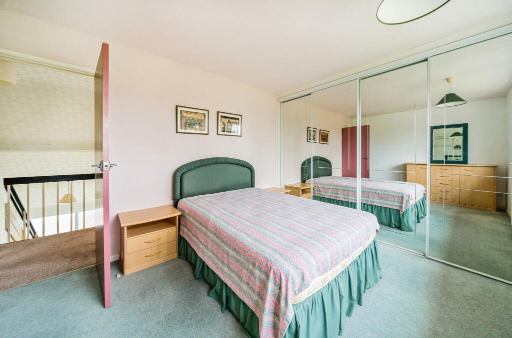 1317677-6-68628ca...