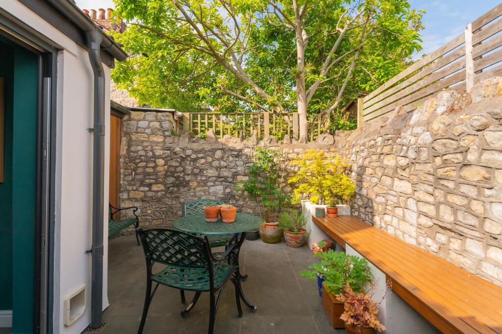 0B9RAD - External C.jpg