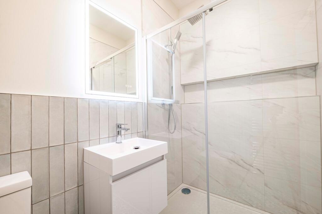 Ensuite