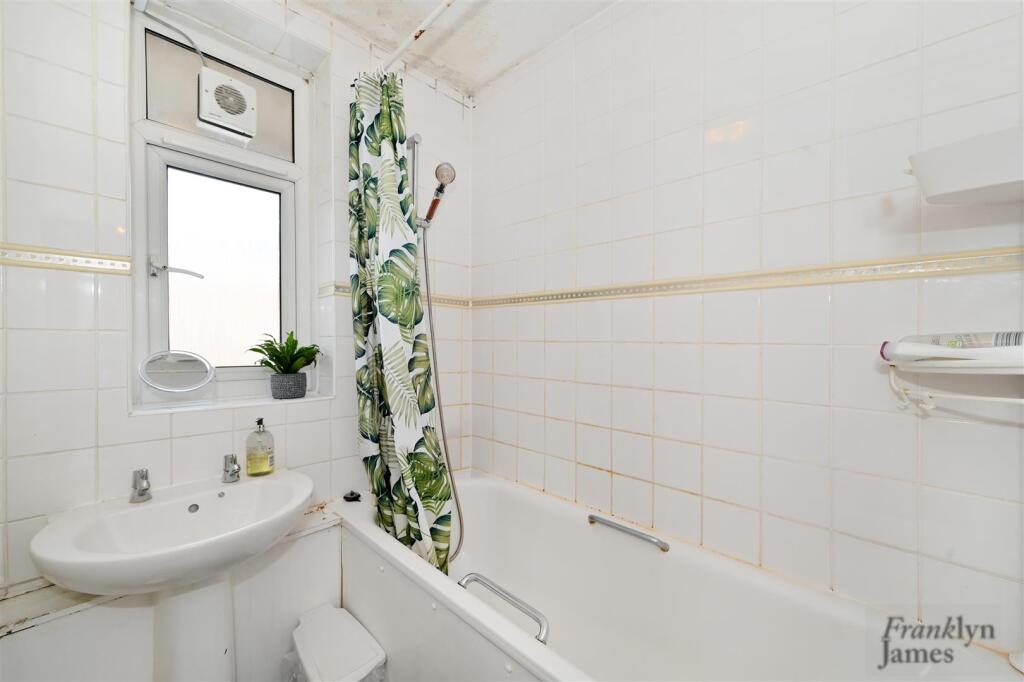 Pigott-Street (10).JPG