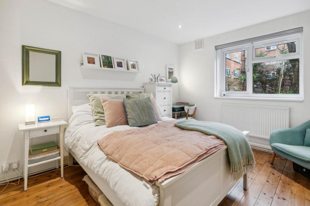 Bedroom.jpg