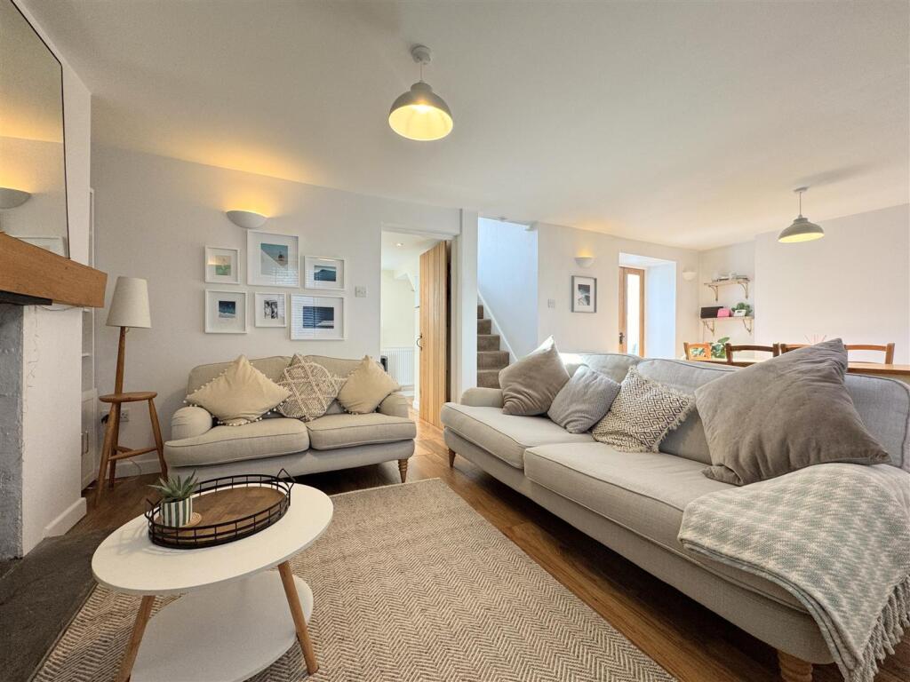 Lounge Area