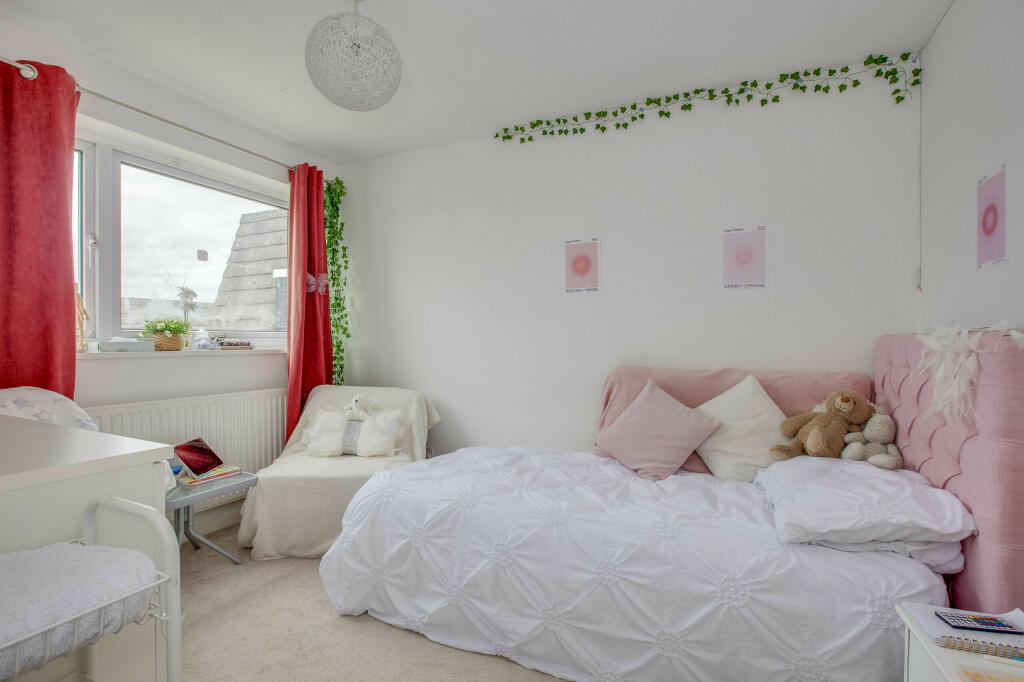 9 Rook Road, HP10 0PY (LOW RES)-6