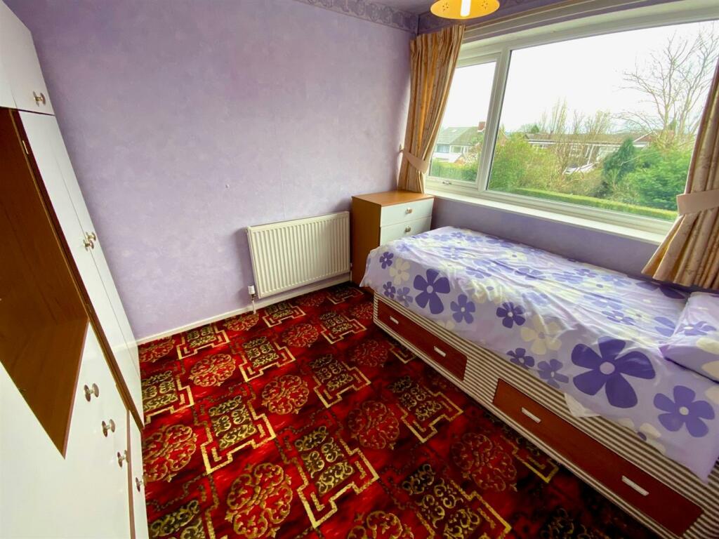 st michaels close 10 bed 2.jpg