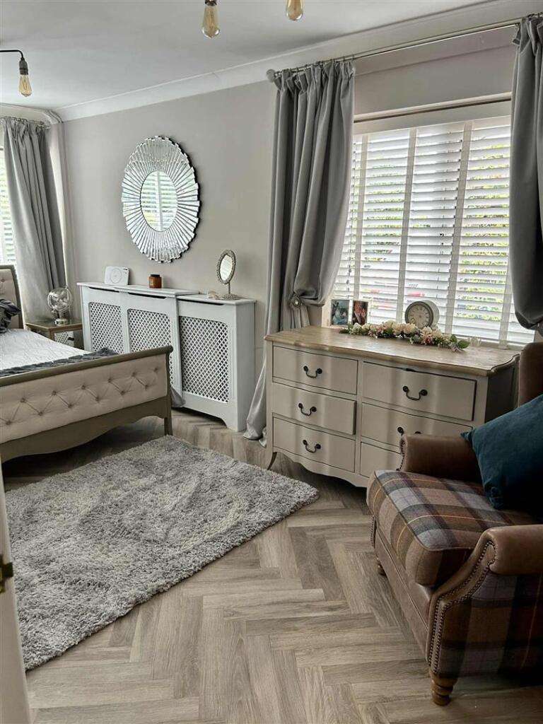 UTTOX NEW BED 4.jpeg