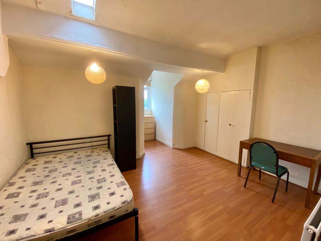 Room 4