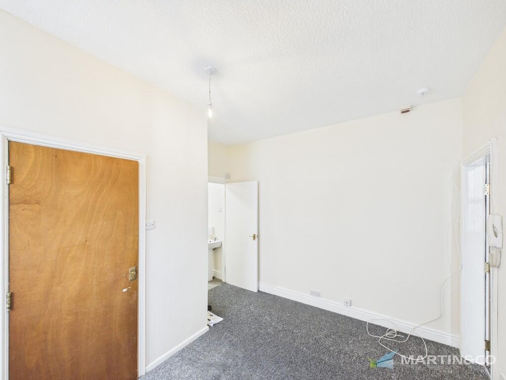 CAM02318G0-PR0538...