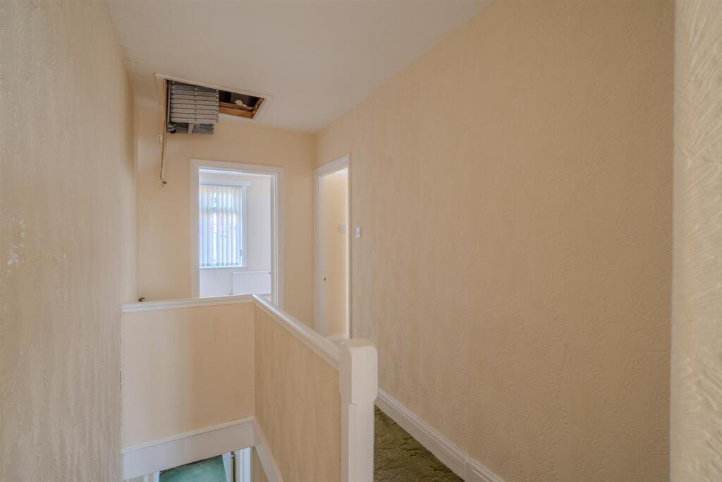 55 Cocker Avenue-5.jpg