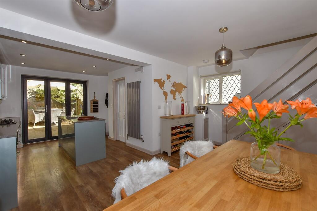 Internal Lifestyle Photograph