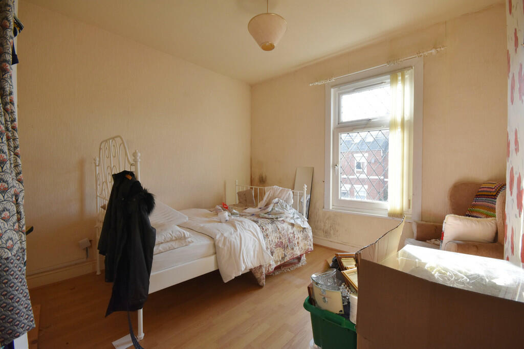 Bed 1