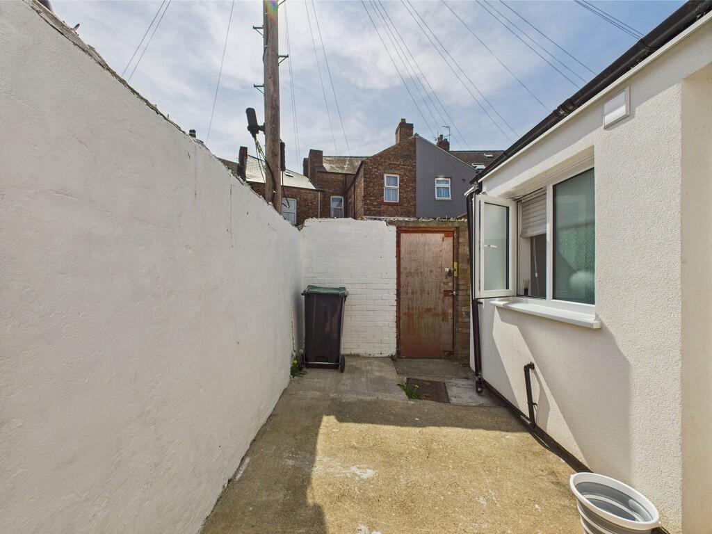 CAM01835G0-PR0200...