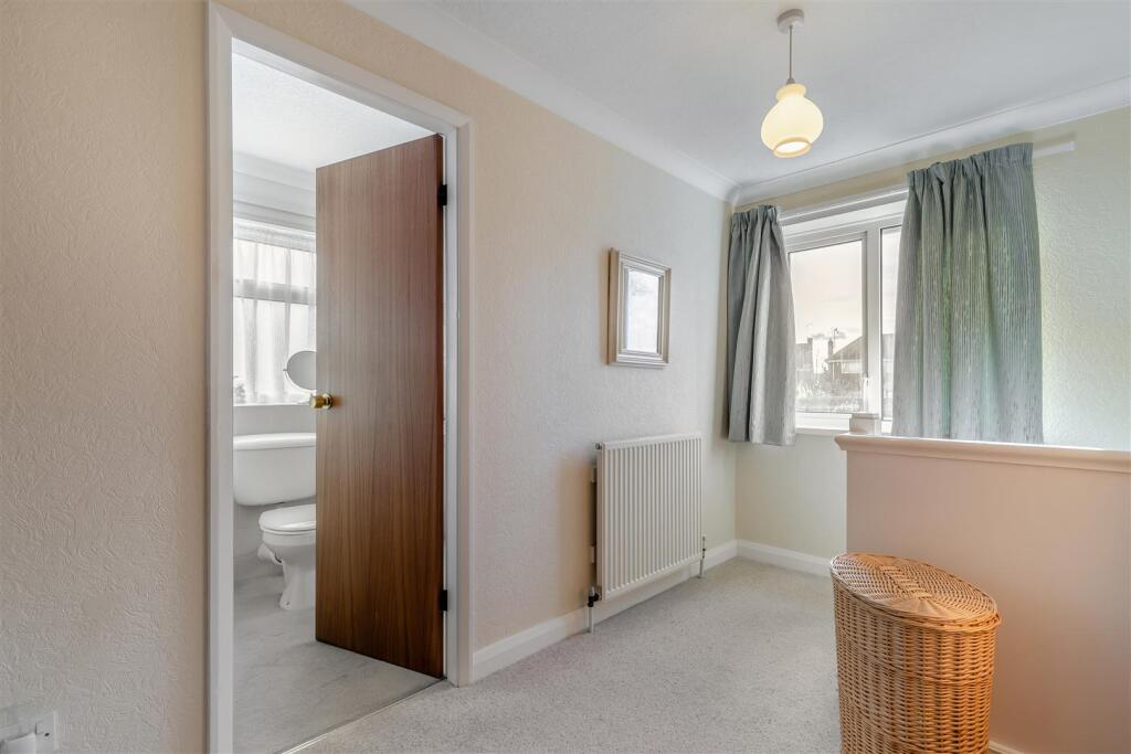 8641854-interior09.jpg